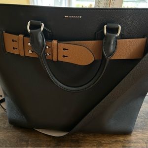 Burberry belt buckle tote